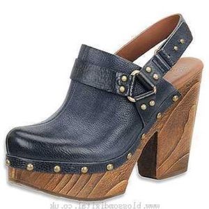 Kork Ease Navy Carmella Clogs, Size 9